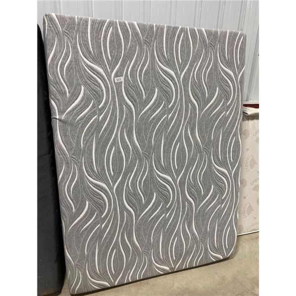QUEEN SIZE MATTRESS WITH ZIP-OFF COVER - FEW SMALL DIRT MARKS - EASILY WASHED