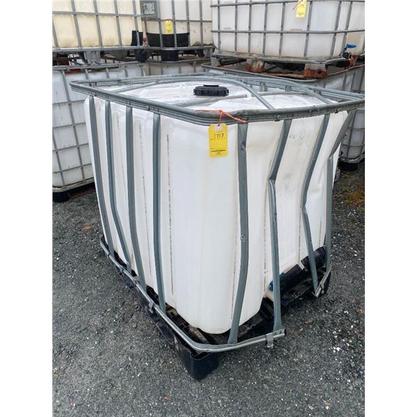 1000 LITRE LIQUID TOTE - IN ROUGH SHAPE
