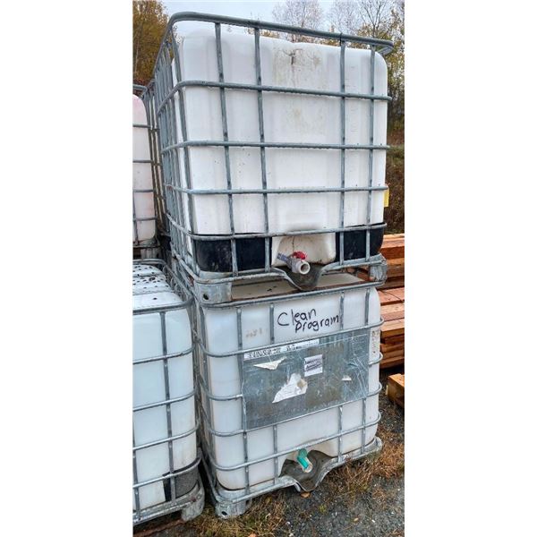 2 1000 LITRE PORTABLE LIQUID TOTE- NOT FOR DRINKING WATER! - -----SEE DESCRIPTION-----