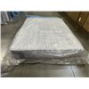 Image 2 : Sealy Queen Size Mattress