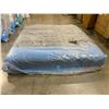 Image 2 : Sealy King Size Mattress