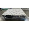 Image 2 : Serta Queen Size Mattress with Box Spring