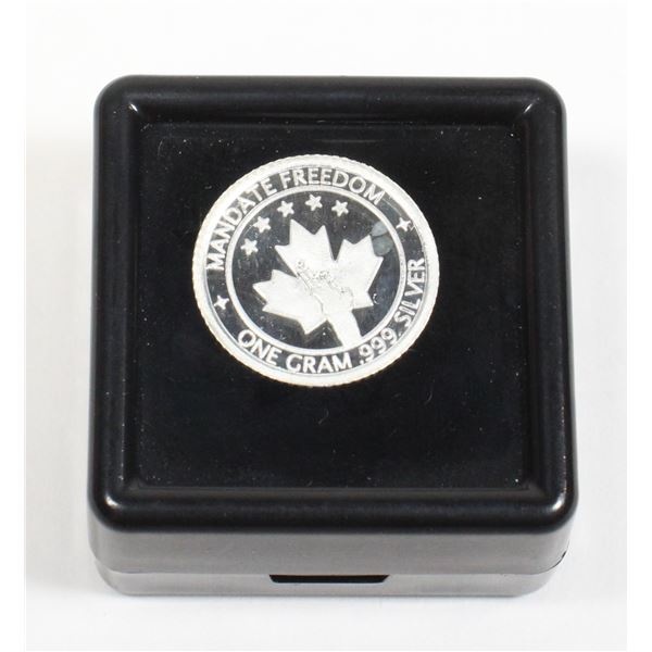 1 GRAM SILVER ROUND IN GEMSTONE DISPLAY BOX
