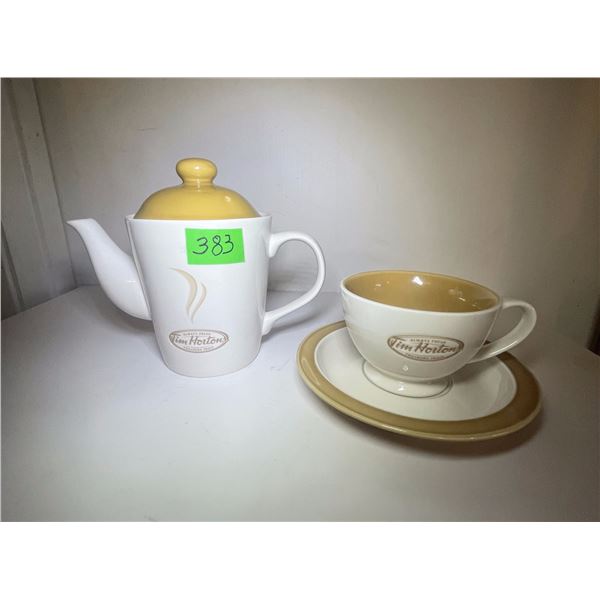 Vintage Tim Horton 2-cup Sized Teapot w/ Matching Cup & Saucer Set – No Chips or Cracks