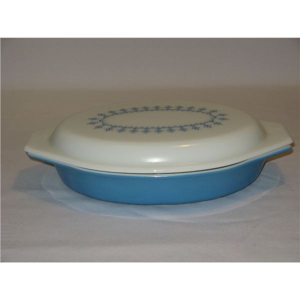 Pyrex Blue Snowflake Divided Serving Dish