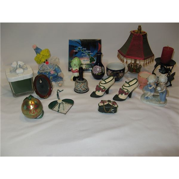 Lot of Assorted Vintage Collectibles & Smalls