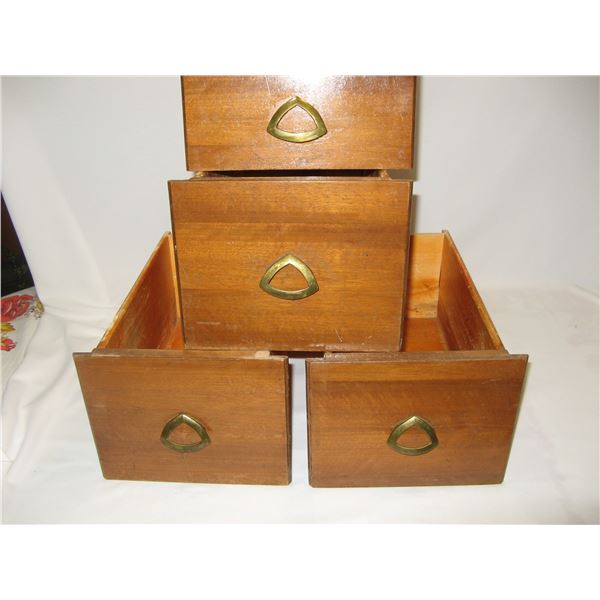 Lot of 4 Vintage Dovetail Wooden Drawers