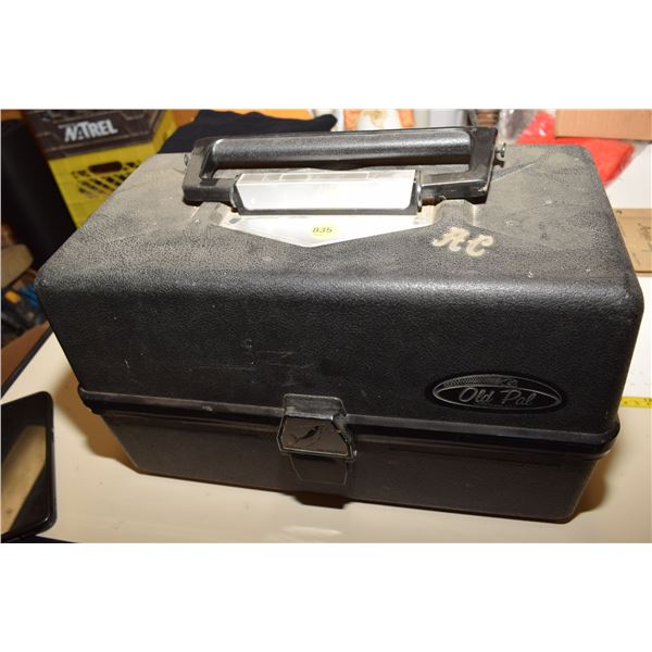 Old Pal Vintage Tackle Box