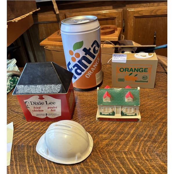 Vintage Piggy Bank Lot