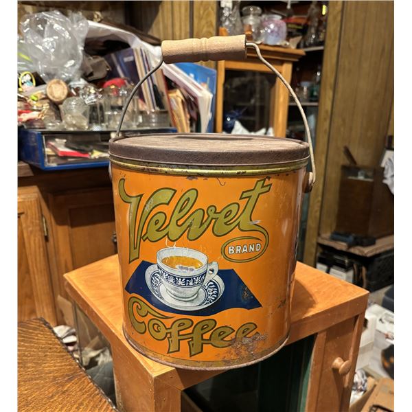 Velvet Coffee Tin – Damaged Bottom