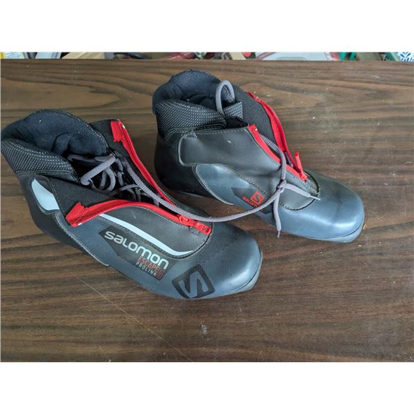 Solomon Escape 5, Prolink, cross country ski boots, size 10.5
