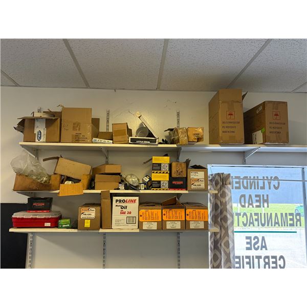 Asst Hardware on Shelves w/Degreaser, Bleach