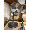 Image 1 : Built Hard Small Pedestal Fan