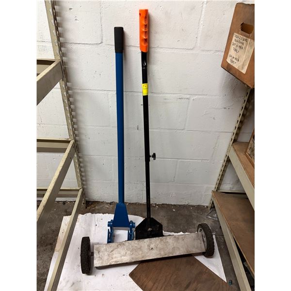 Rolling Warehouse Floor Magnet, Heavy Duty Pry Bar