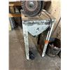 Image 2 : Bench Grinder, Parts Washer Pedestal