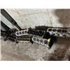 Image 1 : Cylinder Heads on Floor - 10