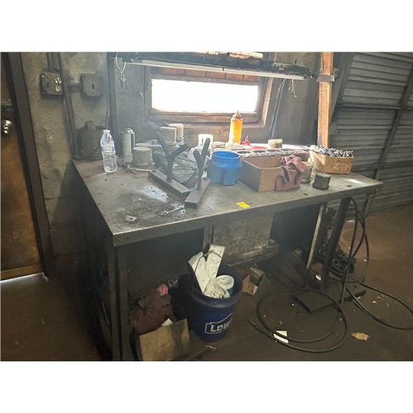 Metal Work Bench w/Some Hardware