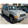 Image 2 : JEEP  LIBERTY 2006 APP/DUP-T/EXP-ONLY-SMOG