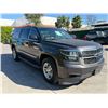 Image 2 : CHEV SUBURBAN 2016 O/S-T SMOG-2 DAYS
