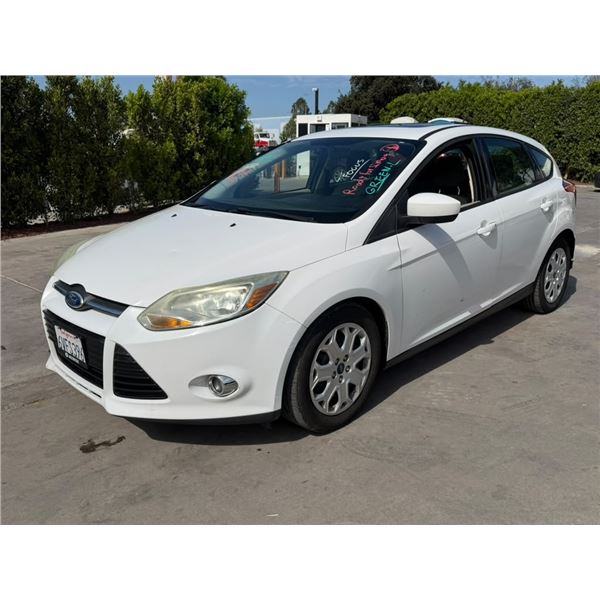 FORD  FOCUS  2012 T