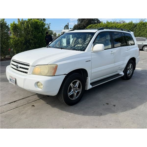 TOYT HIGHLANDER 2003 SALV T/DONATION