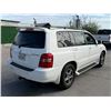 Image 3 : TOYT HIGHLANDER 2003 SALV T/DONATION