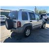 Image 3 : JEEP  LIBERTY 2006 T-DONATION