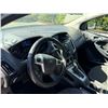 Image 5 : FORD  FOCUS  2014 SALV T/DONATION