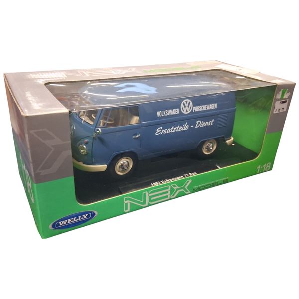 NIB 1:18 scale 1963 Voltswagen T1 die cast bus