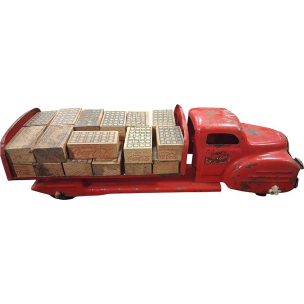 1950s Lincoin pressed steel Coca Cola delivery truck with hard to find coca cola bottles cases, 16"