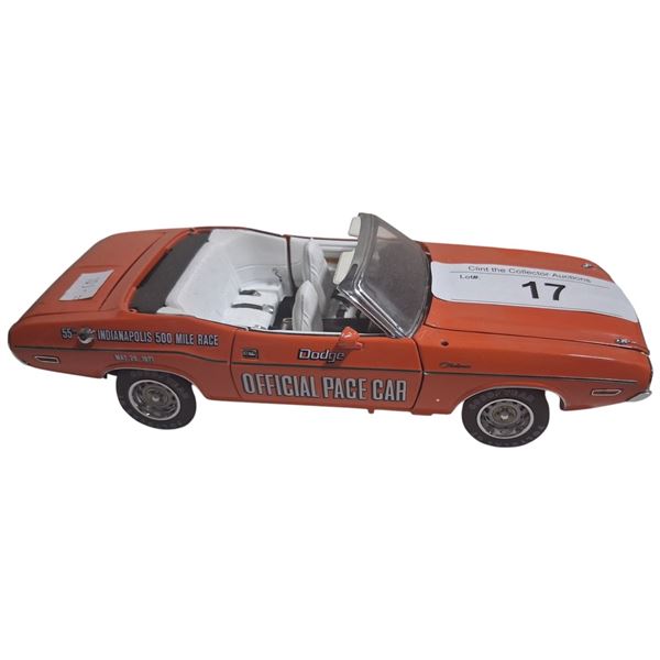 Vintage die cast 1971 Dodge Challenger Indy 500 Pace Car 1:24 scale Franklin Mint