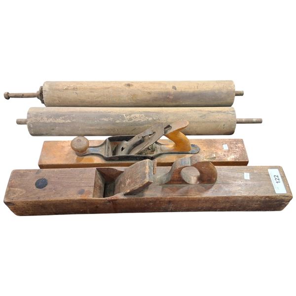 2 vintage planes and antique rollers