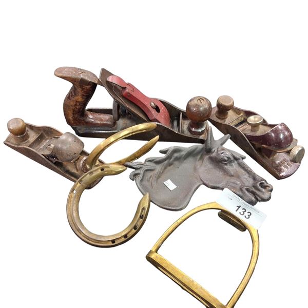 Collectable lot inc planes, cast iron horse jewellery bowl