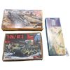 Image 1 : 3 vintage model kits