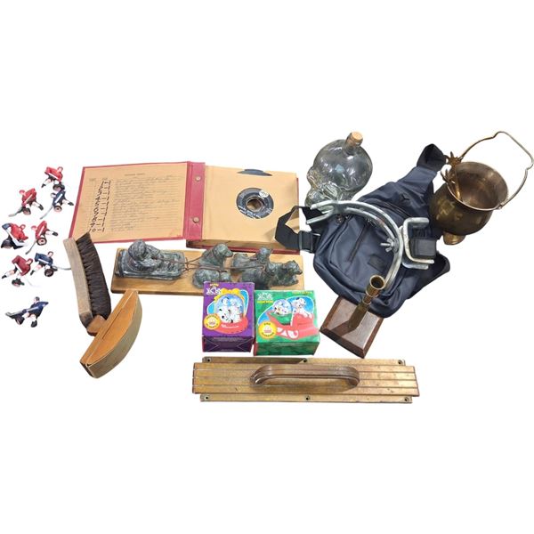 Bix of misc collectables