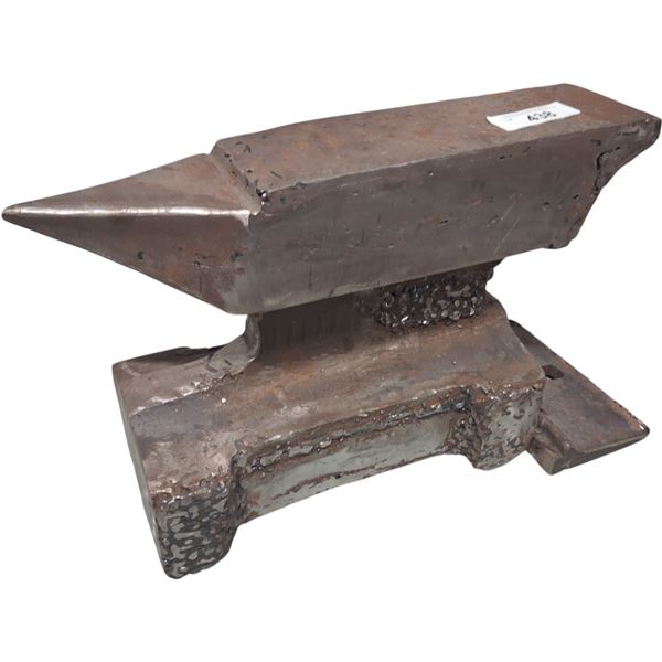 Black smith made heavy anvil 19" long, more then 100LBS 11" high, 6" wide