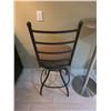 Image 3 : 2 Metal Bar Stools With Brown Upholstered Seats and Round Stainless Bar Table