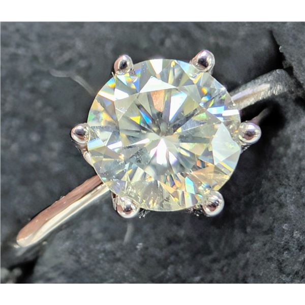 10k(2.06g),  MOISANNITE (1ct) RING, SIZE6, APPRAISED INSURANCE VALUE $1585