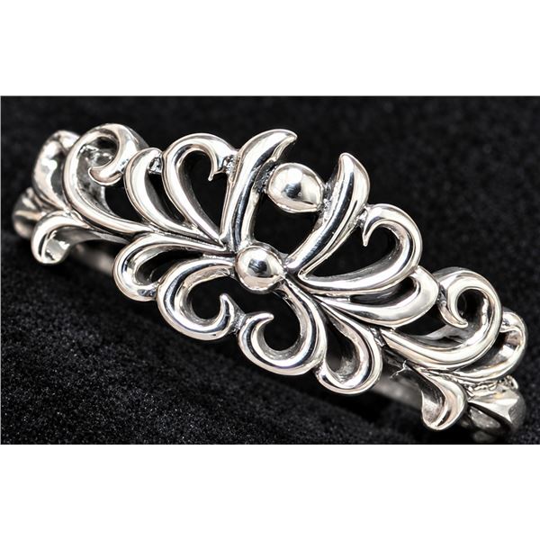 SILVER RING