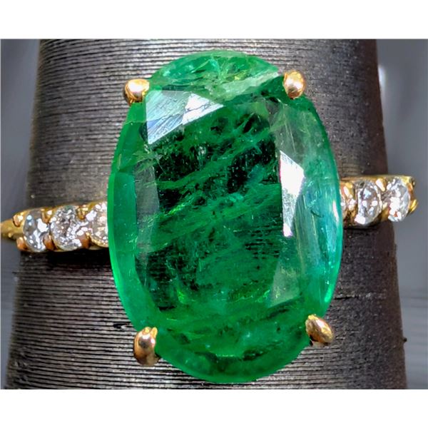 10K(1.9G), EMERALD (2.8CT), LAB DIAMOND  (0.06CT)RING, SIZE 6, SUGGESTED RETAIL VALUE $3200