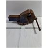 Image 1 : Heavy-Duty Metal Bench Vise with Made in England Embossed on the side, Pickup Only