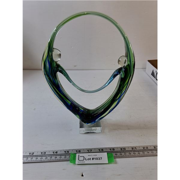 Diamond Star Corp Murano Style Hand Blown Art Glass Two People Green Blue