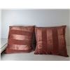 Image 4 : Storage Tote & (2) Throw Cushions 17"- Can't Ship