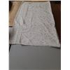 Image 2 : Christmas Holly Leaves Table Cloth 56.5" x 104"- Smoky Smell