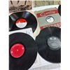 Image 18 : Vintage Record Lot (Albums & Singles)