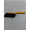 Image 5 : 120V Air Compressor (Powers On) - Hand Broom - Shoe Tray - Waste Basket - As Is