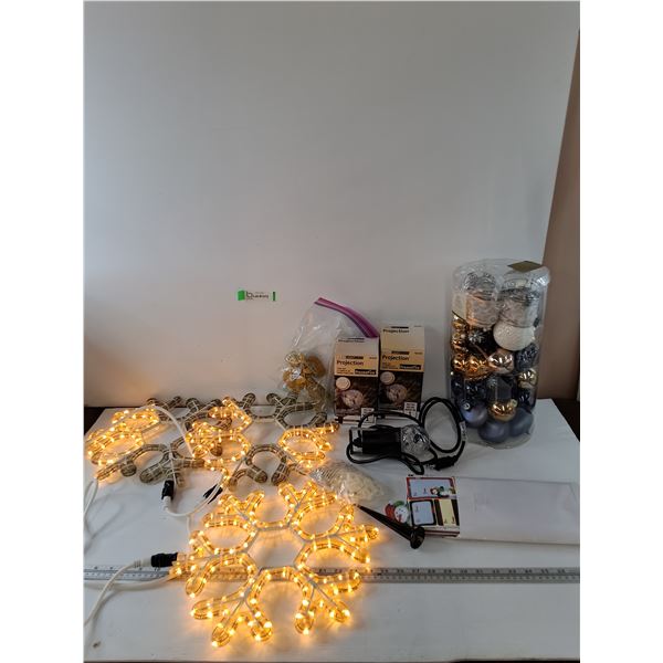 (3) Light Up Snowflakes and (2) Stakes Lights Tested As-Is, Christmas Bulbs, Misc
