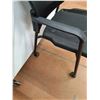 Image 3 : *Black Chair With Wheels No Shipping