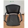 Image 4 : *Black Chair With Wheels No Shipping