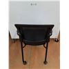 Image 5 : *Black Chair With Wheels No Shipping